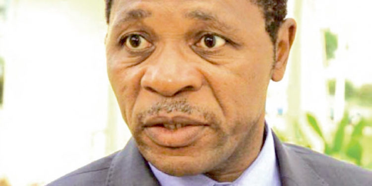 La justice esquive un «putch» de Atanga Nji