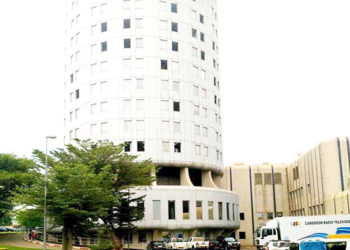 Une ancienne directrice de la Crtv s&rsquo;en prend à Amadou Vamoulké