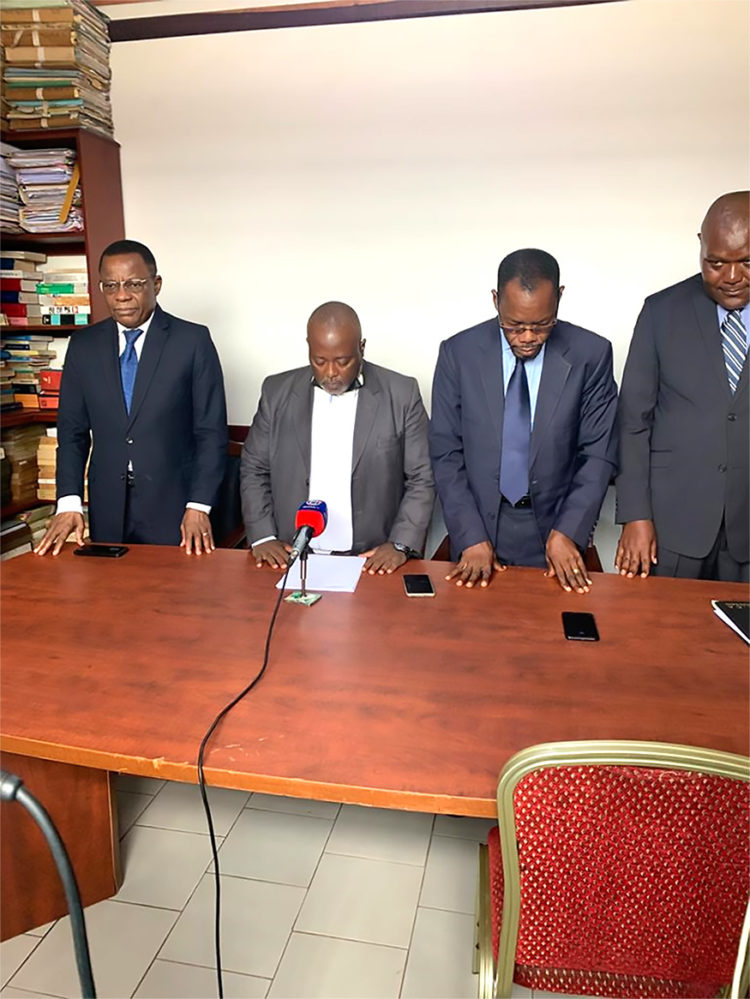 Maurice Kamto reprend sa robe d&rsquo;avocat pour défendre les droits de ses partisans
