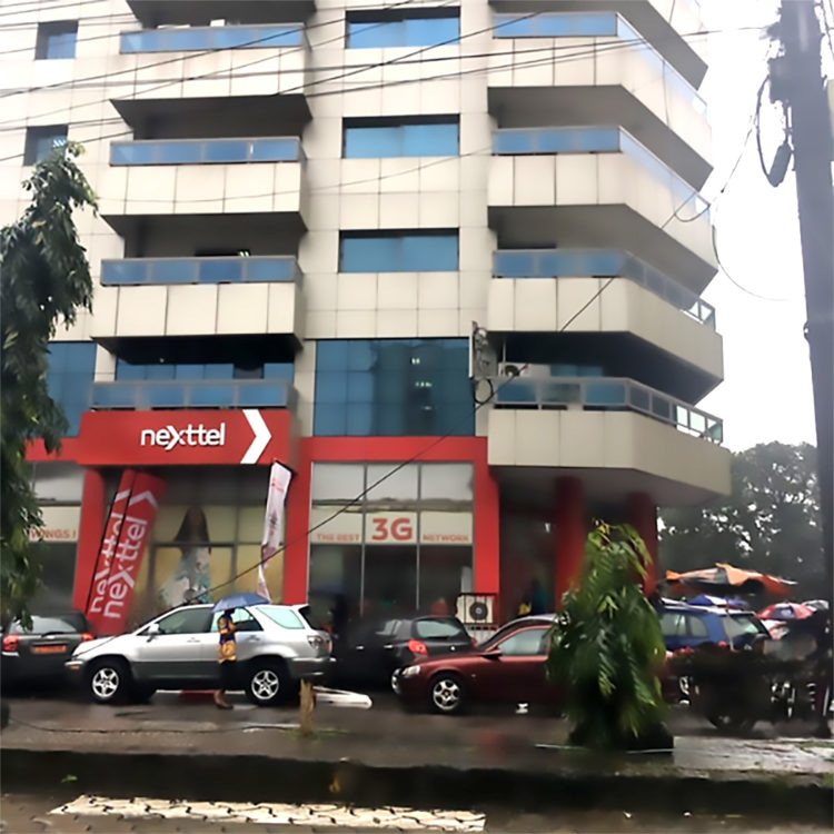 Un vol de 2 milliards de F. de carburant découvert à Nexttel