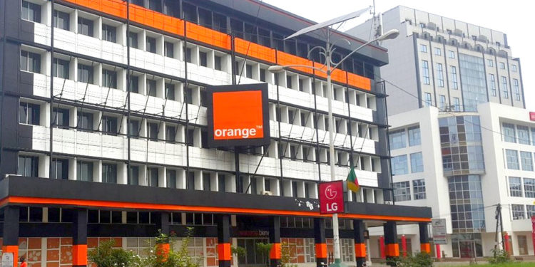 Orange Cameroun traînée en justice pour déclarations mensongères
